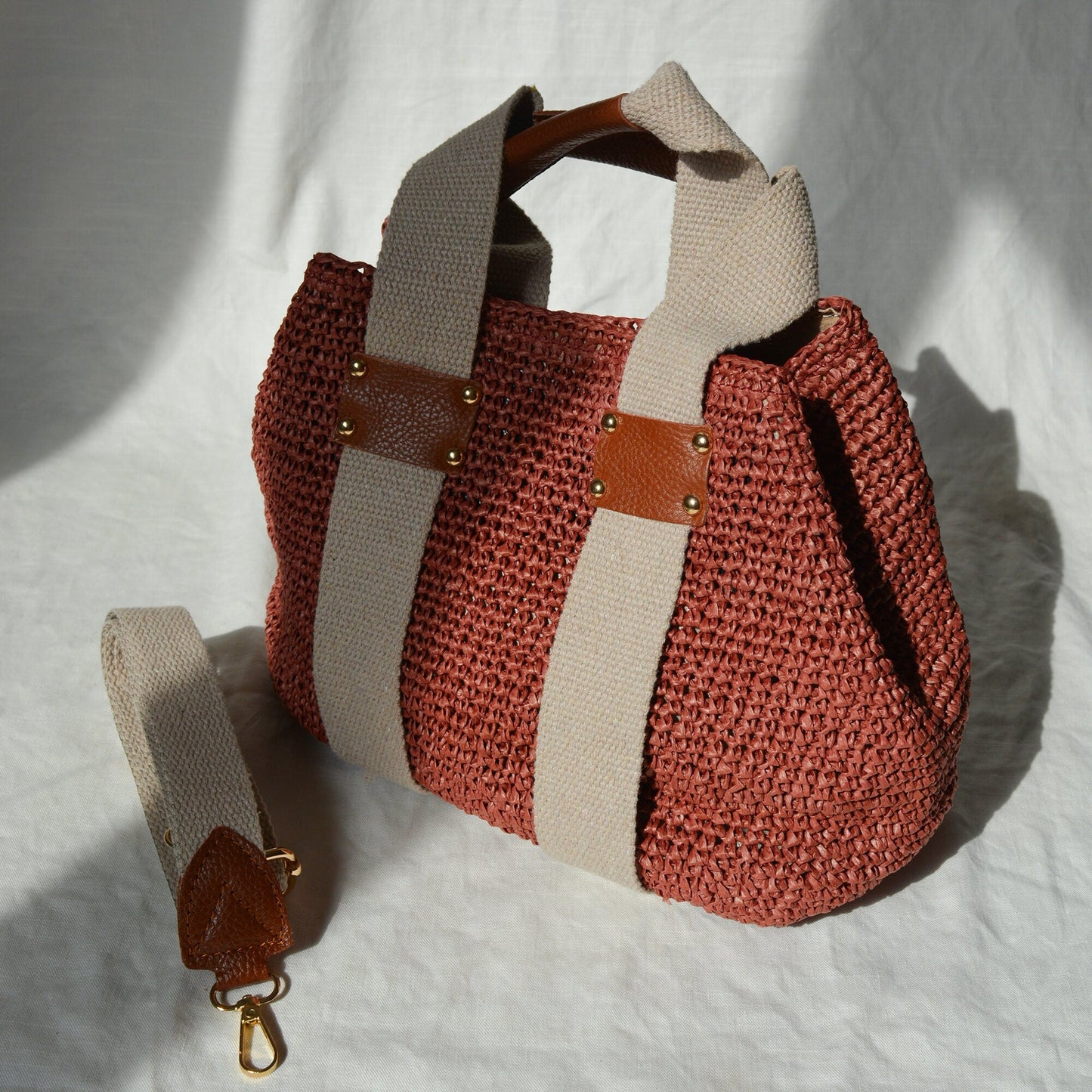 Crochet Raffia Purse - Natural Crossbody Handbag, Handwoven Summer Straw Bag, Wicker Handmade Purse Bag, Chic & Stylish Accessory Gifts