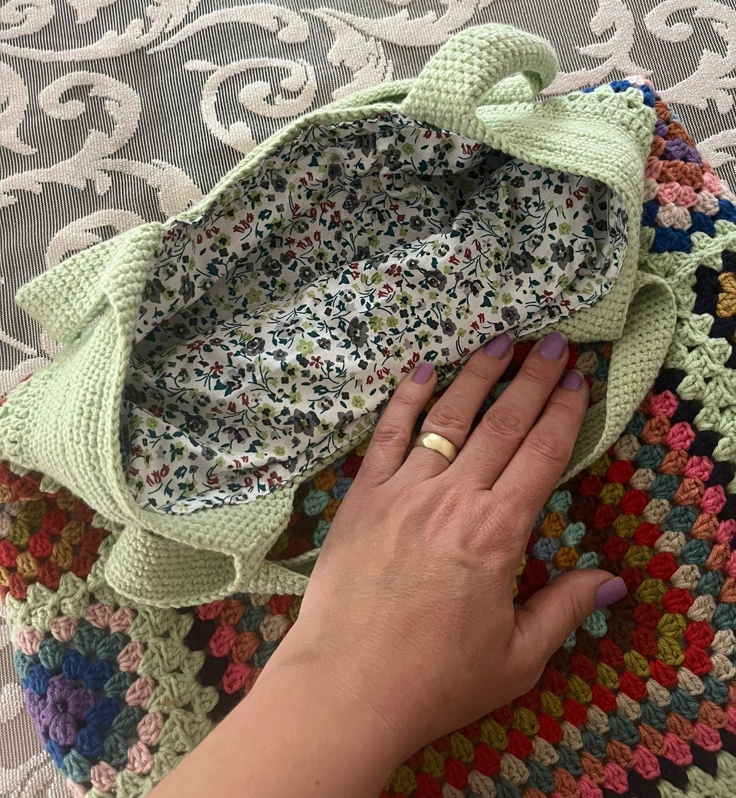 Crochet Granny Square Tote Bag: Boho Vintage Shoulder Bag