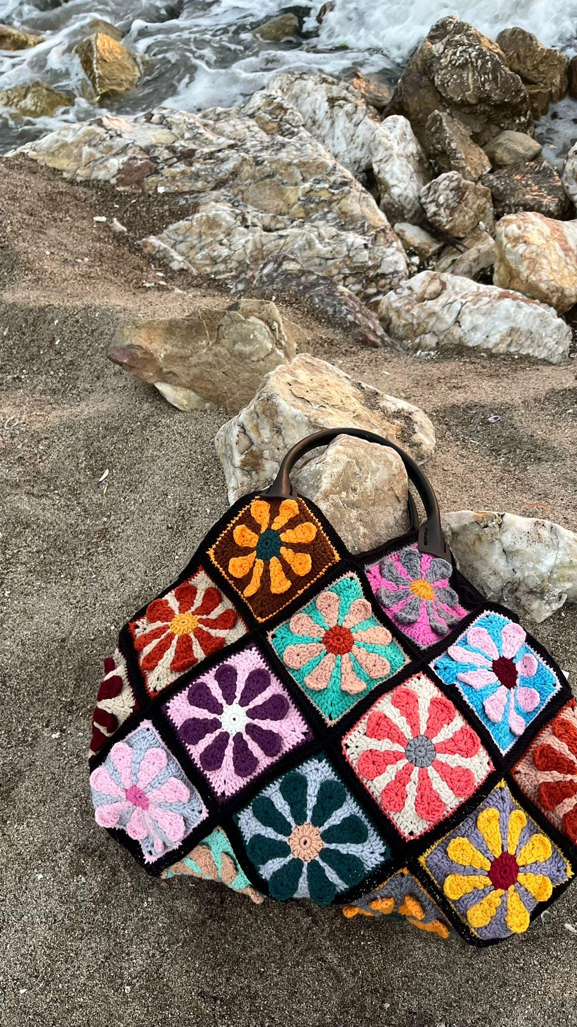 Handmade Crochet Granny Square Bag â€?Flower Power Tote â€?Colorful Beach Shoulder Bag
