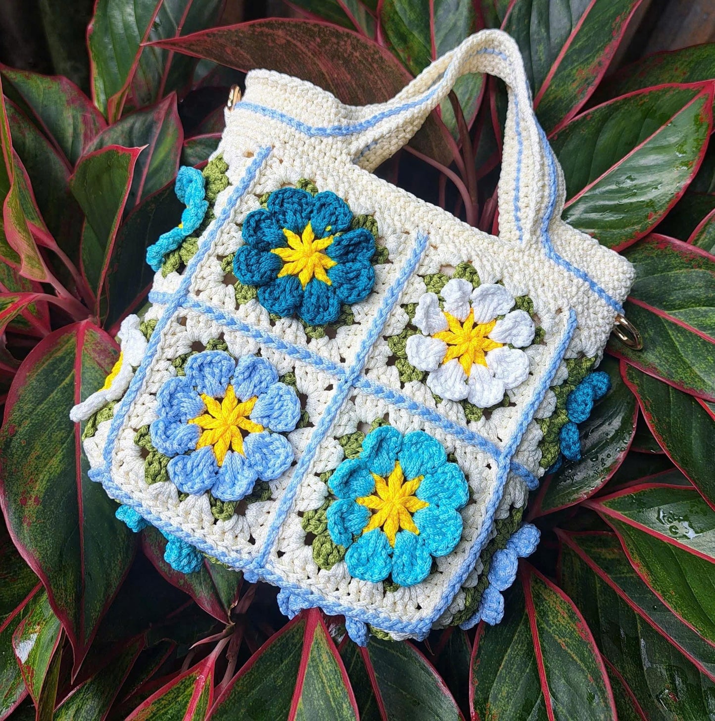 Crossbody flower bag, Crochet Granny square bag, small floral handbag, pink purple yellow flower bag, 20cmx20cm bag, Xmas Christmas gift