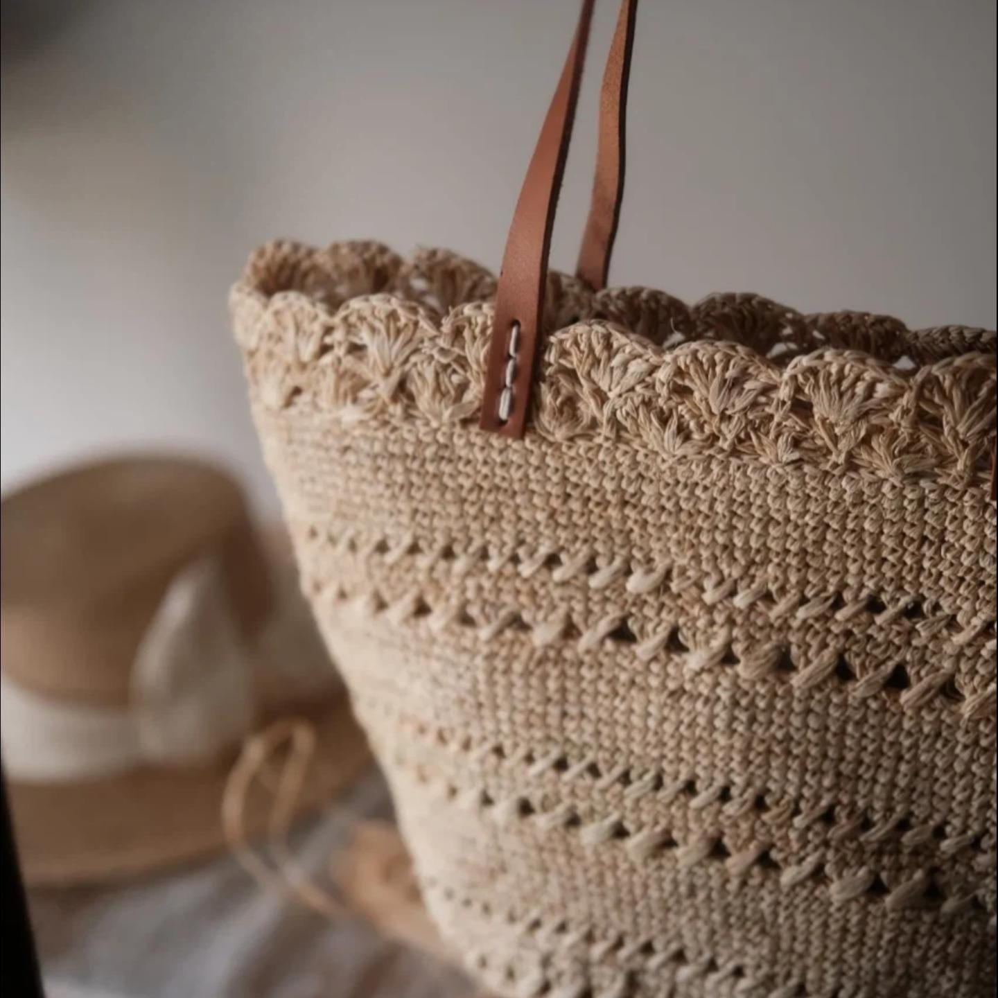 Handmade Raffia Tote Bag with Leather Lily of the Valley Charm Set, Crochet Beach Bag with Lining, Boho Purse Gift for Her