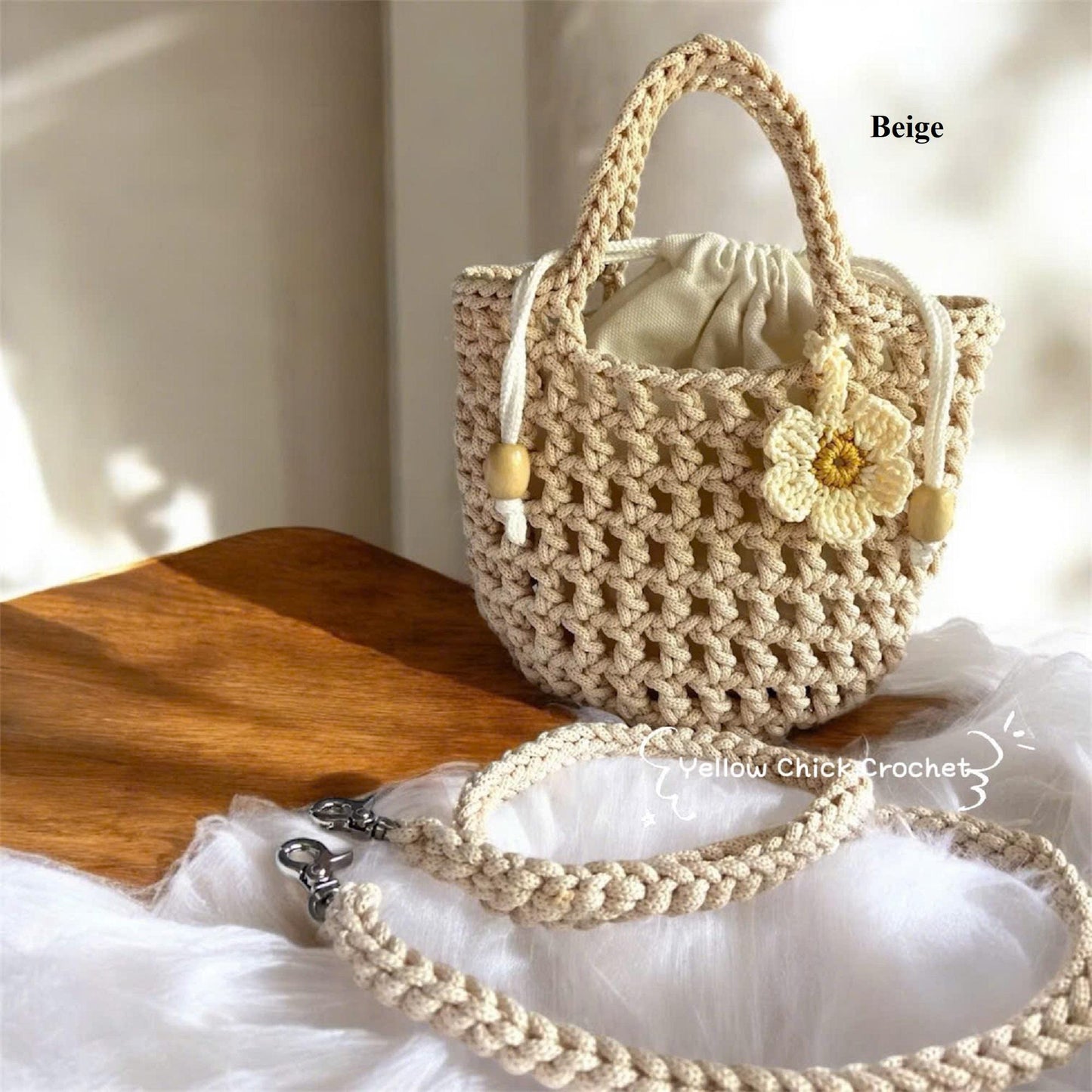 Handmade Crochet Mesh Bag with Flower Charm, Elegant Short Handbag, Custom Colors, Floral crochet bag, Mother's Day gift, Easter Gift