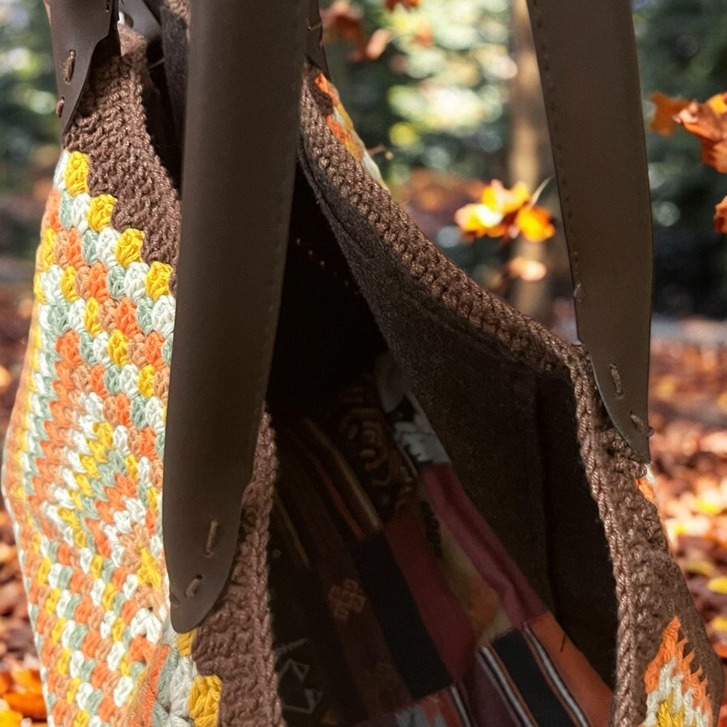 XXL Granny Square Crochet Bag: Autumn Colors, Leather Handles