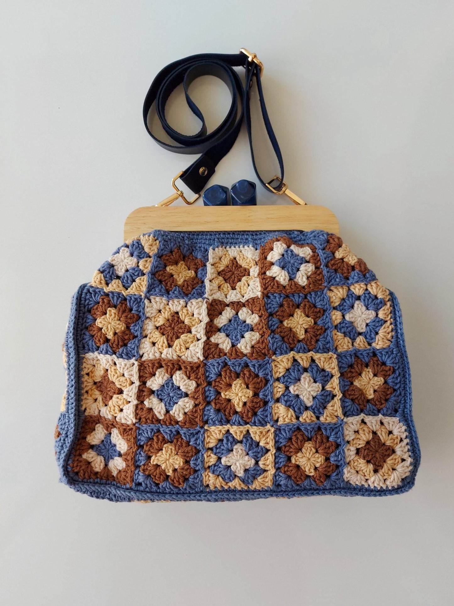 Large Kiss Lock Bag: Crochet Granny Square Bag, Top Handle Bags
