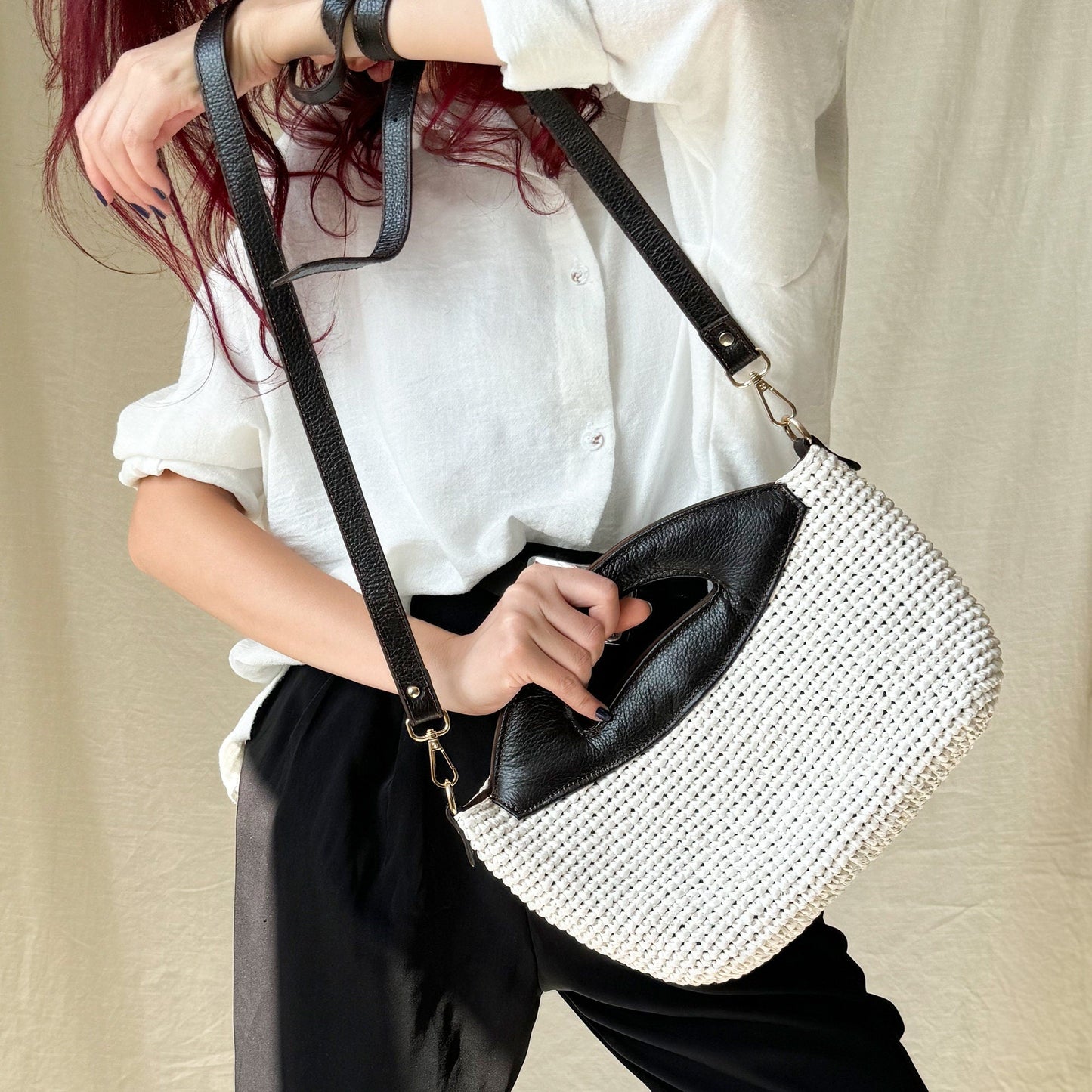 Crochet Raffia Crossbody Bag: Straw Purse with Leather Strap, Woven Bohemian Handbag, Evening Wicker Bag - Handmade Luxury Gift for Her