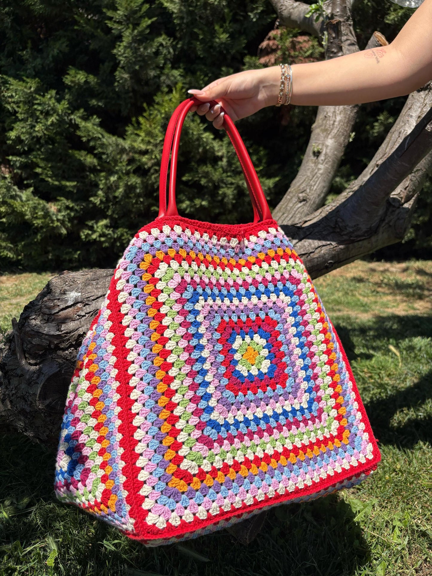 XXL Crochet Granny Square Tote: Leather Handles, Boho Weekender, Spring Style Bag