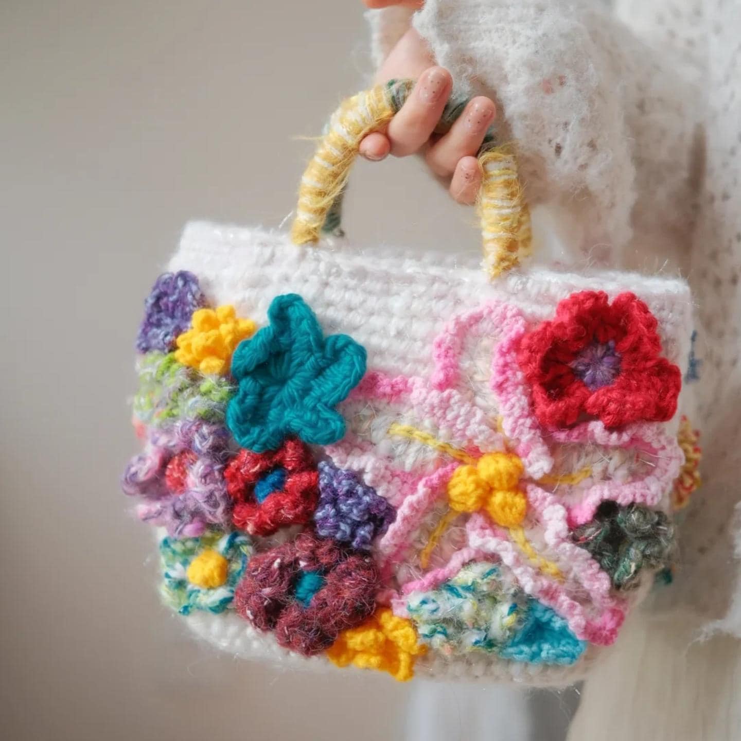 Original Crochet Flower Tote, Hand-Knitted Wool Blend Bag,Floral Applique Purse, Artistic Shoulder Bag, Gift for Her, Wedding Guest Bag