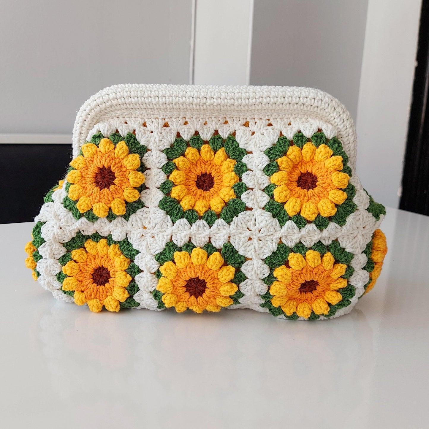 Crochet Rose Granny Square Kiss Lock Bag: Handmade Cotton Purse, Galentine's Day Gifts Bag, Valentine Tote Bag