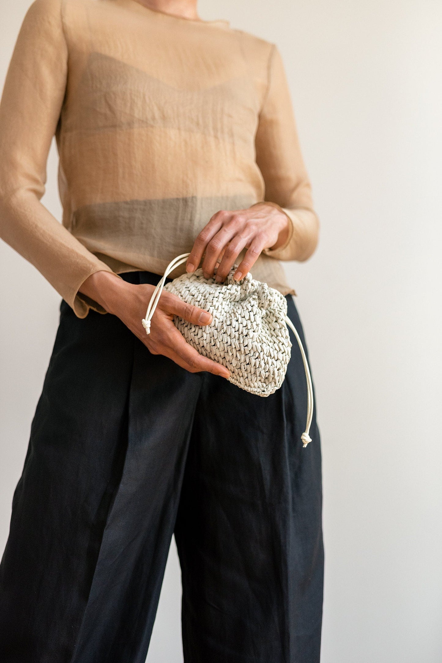 Raffia Pouch Bag, Crochet Raffia Handbag, Short Strap Crossbody, Summer Wrist Bag, Minimal Straw Bag, Mini Bag — The Aster Raffia Pouch