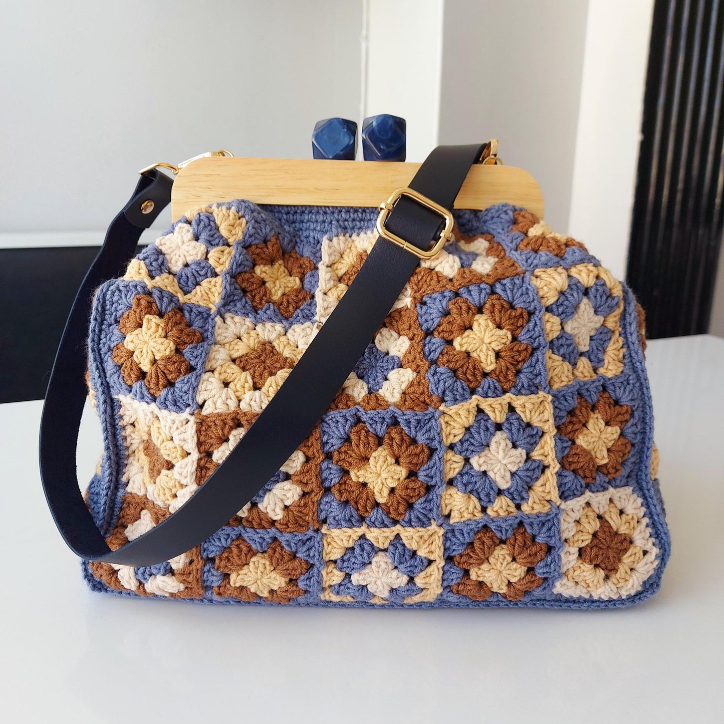Large Kiss Lock Bag: Crochet Granny Square Bag, Top Handle Bags