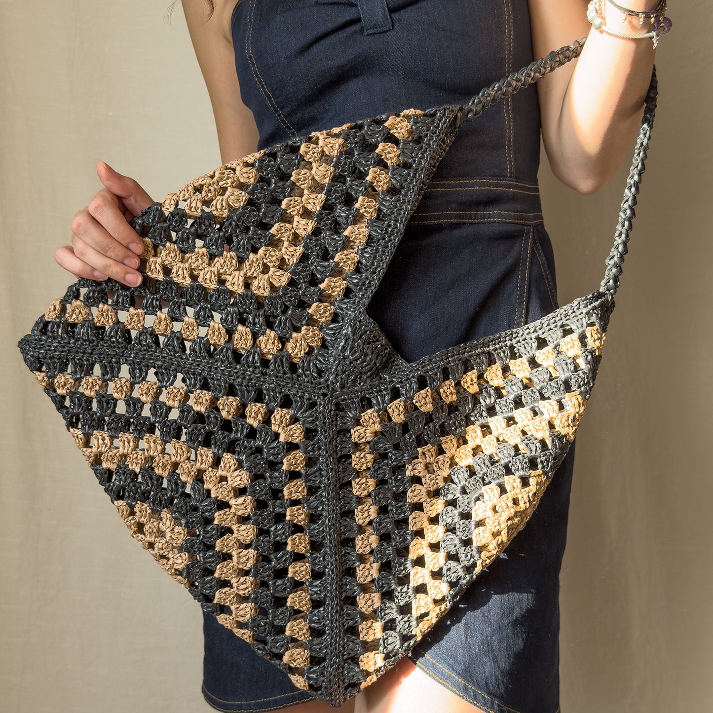 Crochet Raffia Tote Bag, Handcrafted Granny Square Bag, Summer Mesh Straw Bag, Boho Beach &amp; Everyday Use, Handmade Gift for Vegans