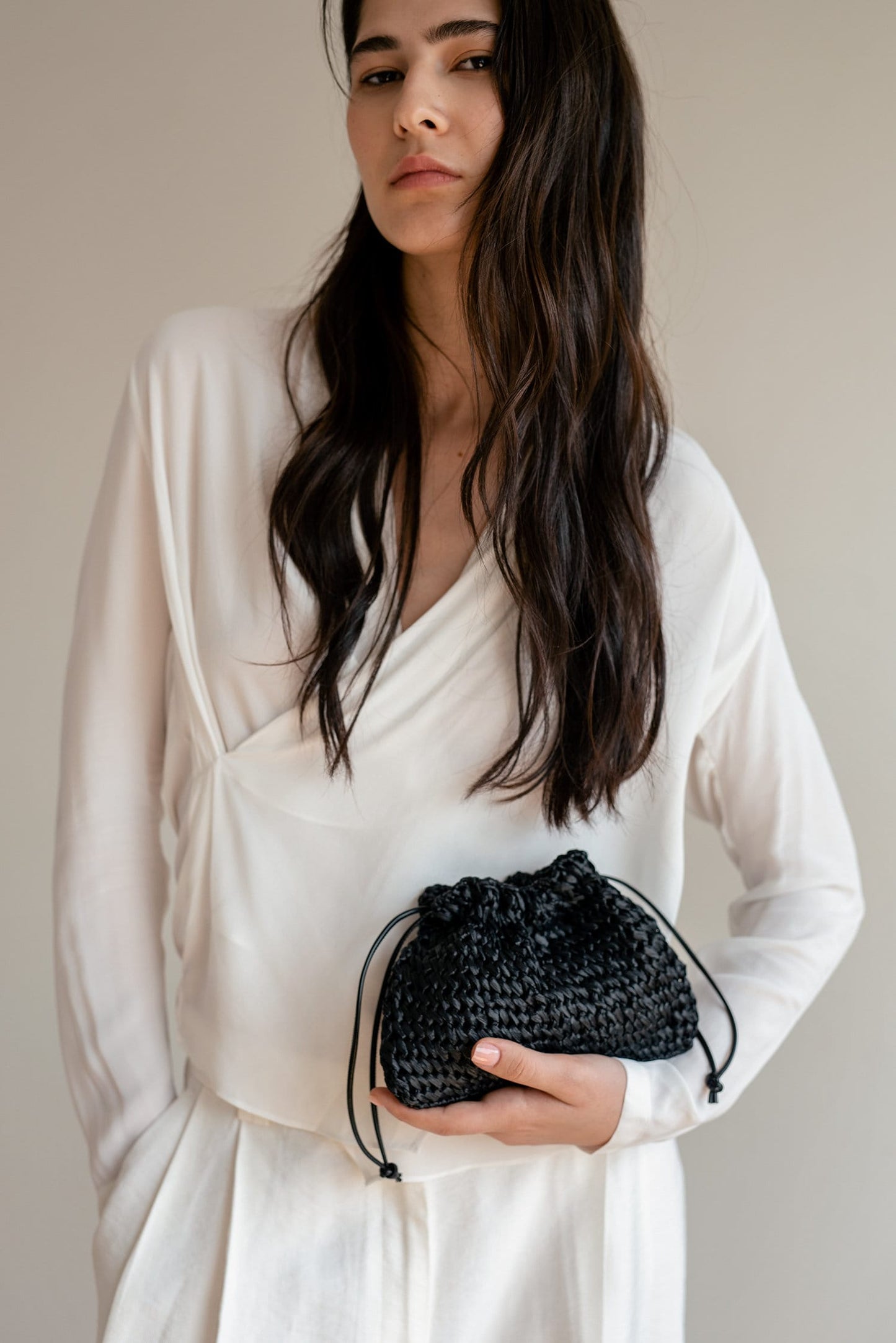 Raffia Pouch Bag, Crochet Raffia Handbag, Short Strap Crossbody, Summer Wrist Bag, Minimal Straw Bag, Mini Bag — The Aster Raffia Pouch