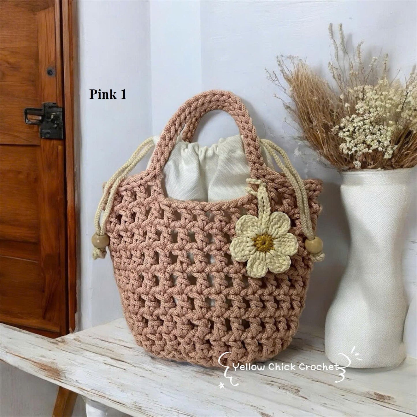Handmade Crochet Mesh Bag with Flower Charm, Elegant Short Handbag, Custom Colors, Floral crochet bag, Mother's Day gift, Easter Gift