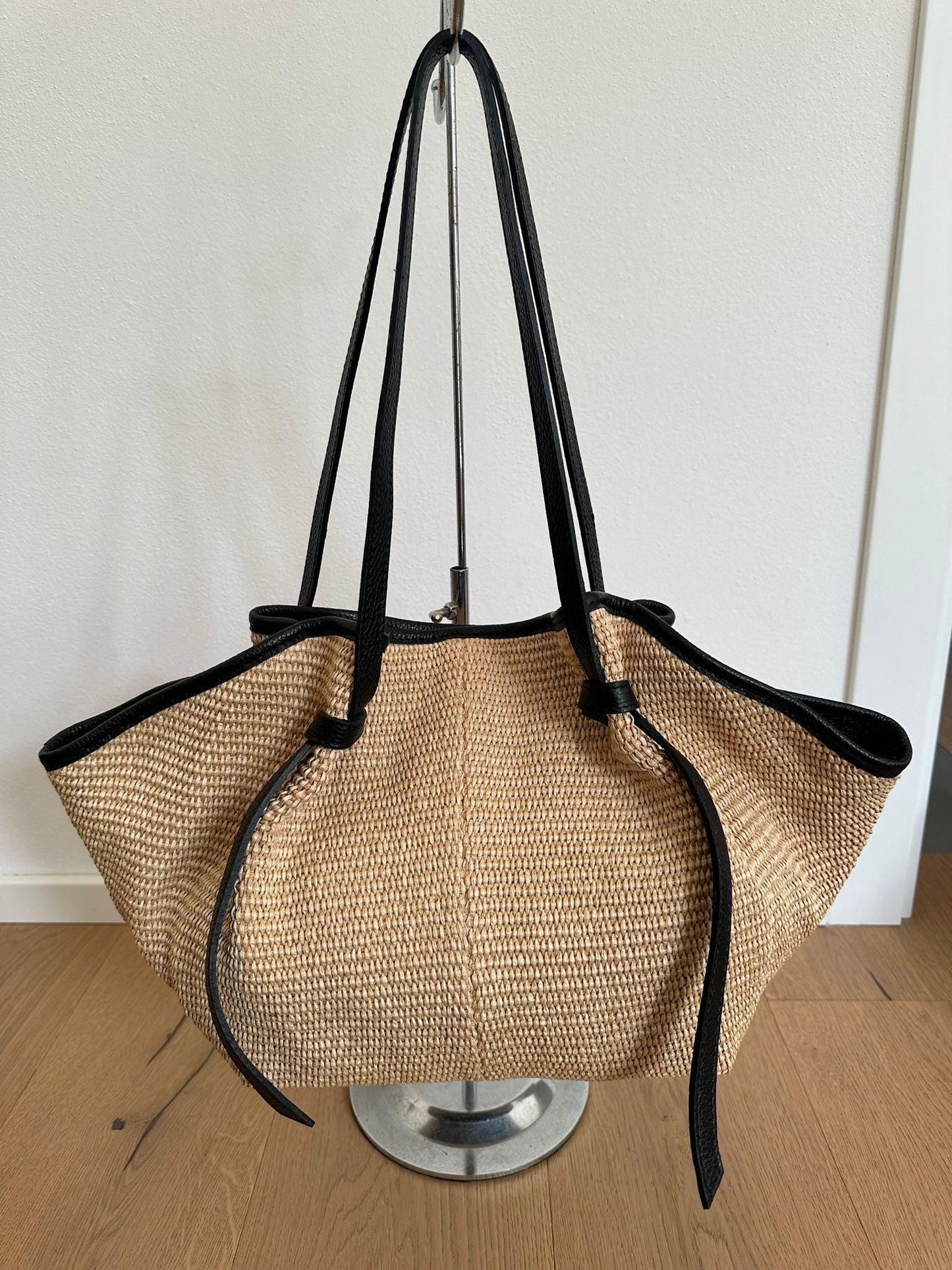 Shoulder tote bag in genuine leather and raffia, Italian tote bag, made in Italy bag, summer raffia straw bag, Italian leder pockets, luxury gift