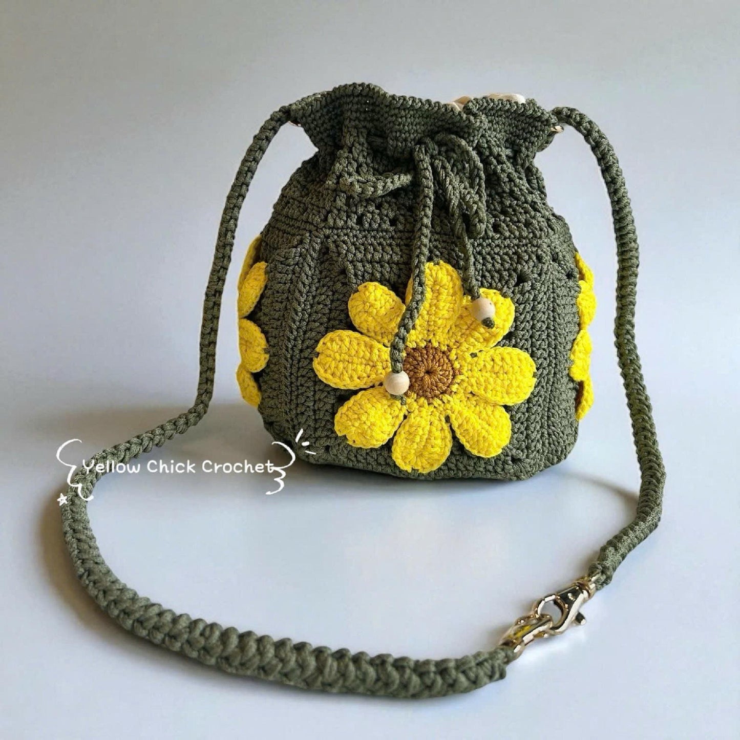 Crochet Shoulder Bag, Handmade Granny Floral Bag with 3D Red Flowers, flower bag, tote bag, summer accessories,Mother's Day gift,Easter Gift