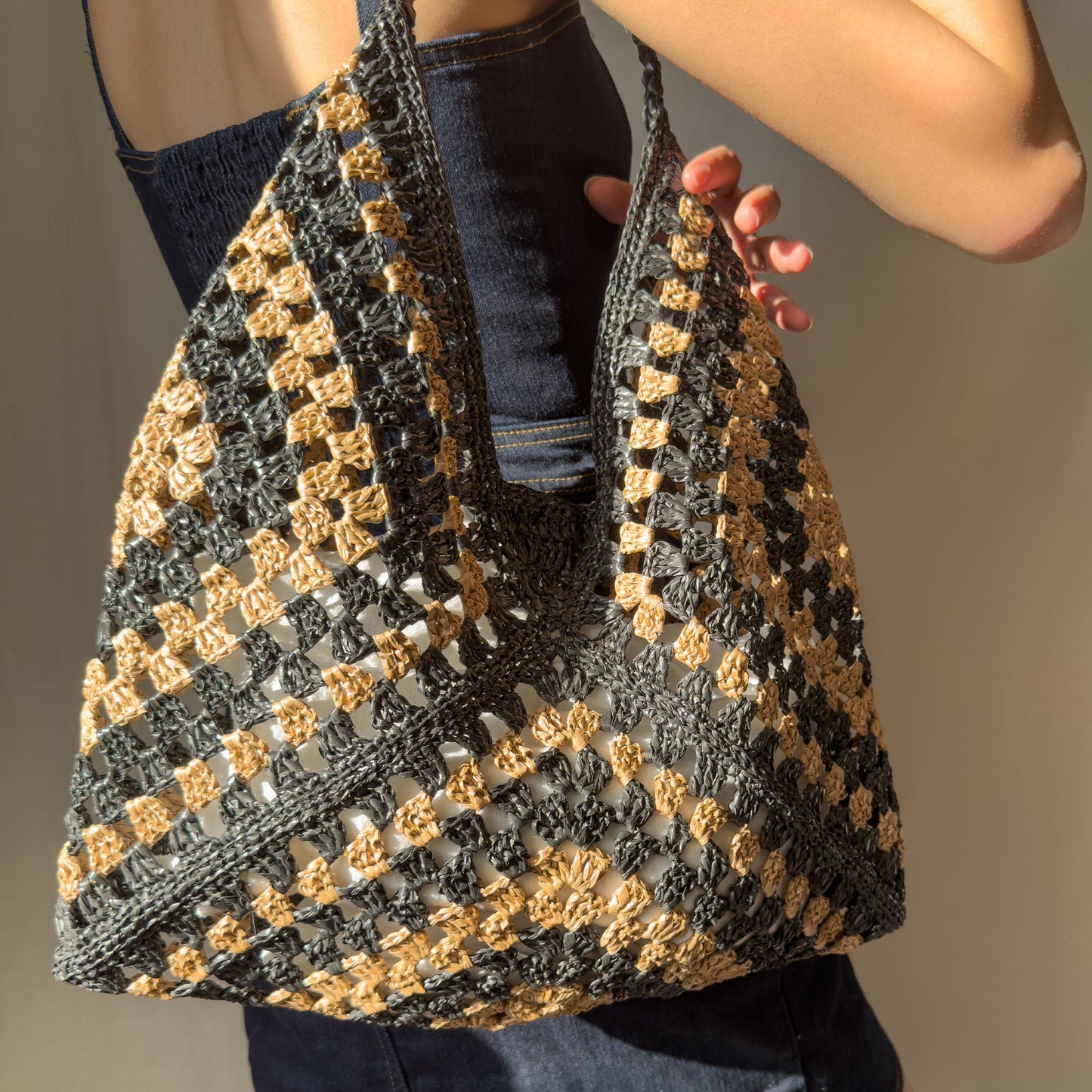 Crochet Raffia Tote Bag, Handcrafted Granny Square Bag, Summer Mesh Straw Bag, Boho Beach &amp; Everyday Use, Handmade Gift for Vegans