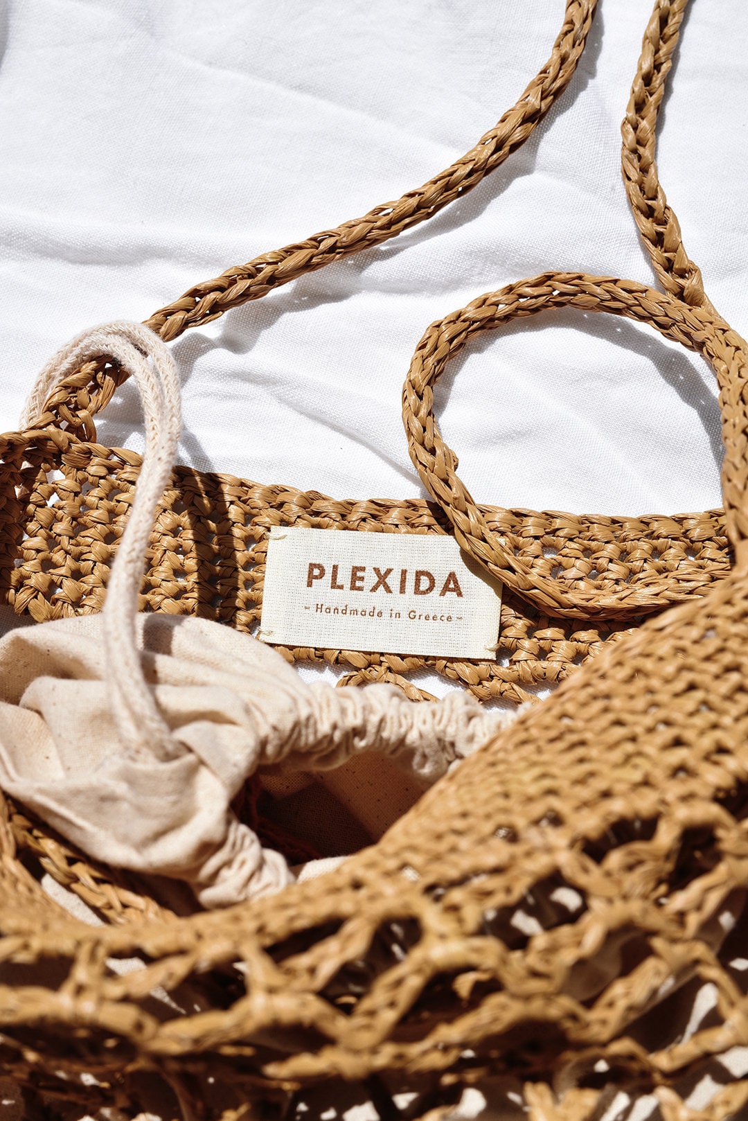 Raffia Net Bag in Tan, Crochet Raffia Tote, Summer Tote Bag, Straw Mesh Bag, Handcrafted Tote, Net Shoulder Bag