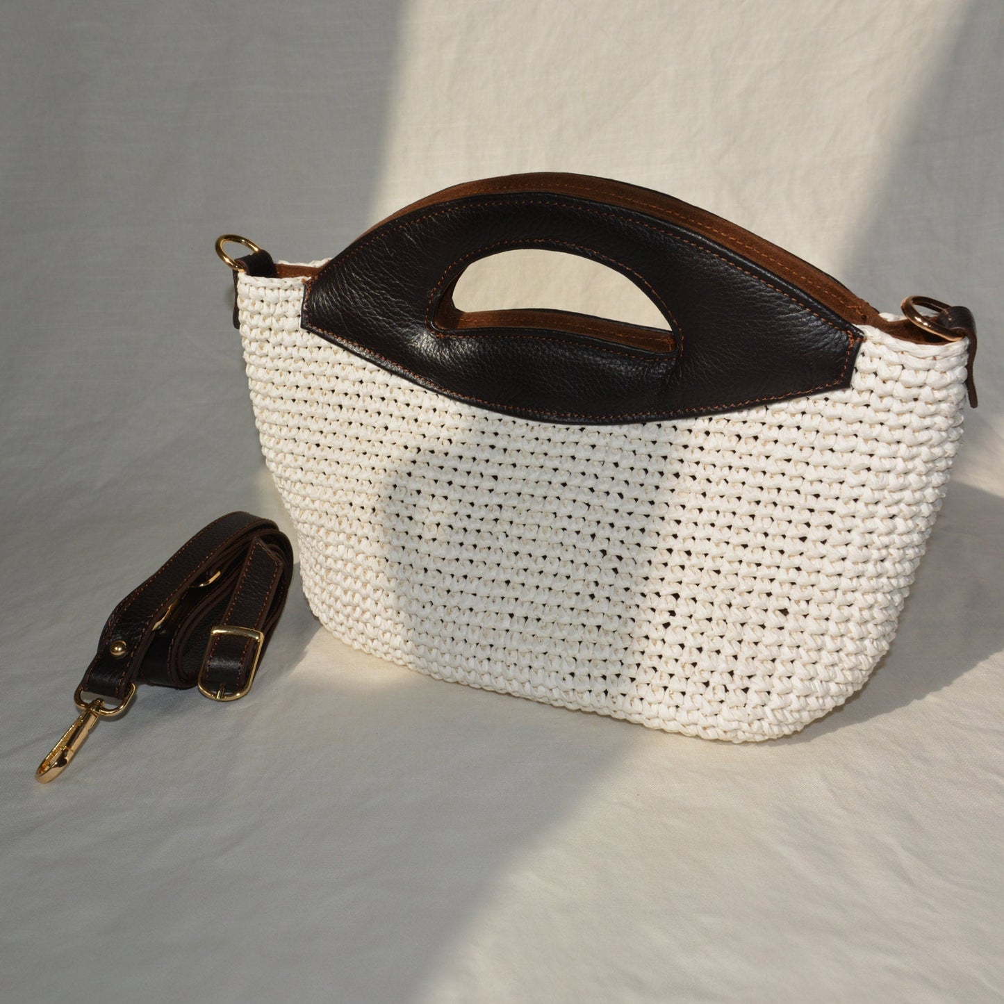 Crochet Raffia Crossbody Bag: Straw Purse with Leather Strap, Woven Bohemian Handbag, Evening Wicker Bag - Handmade Luxury Gift for Her