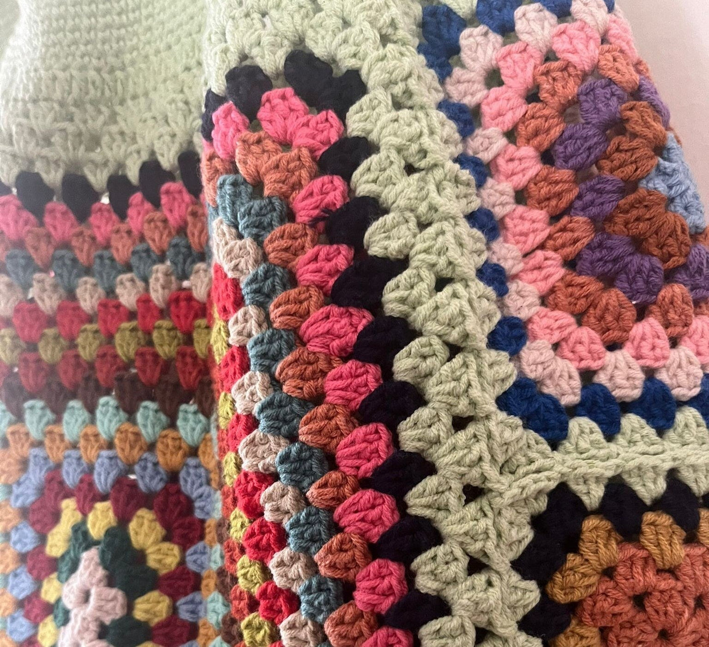 Crochet Granny Square Tote Bag: Boho Vintage Shoulder Bag