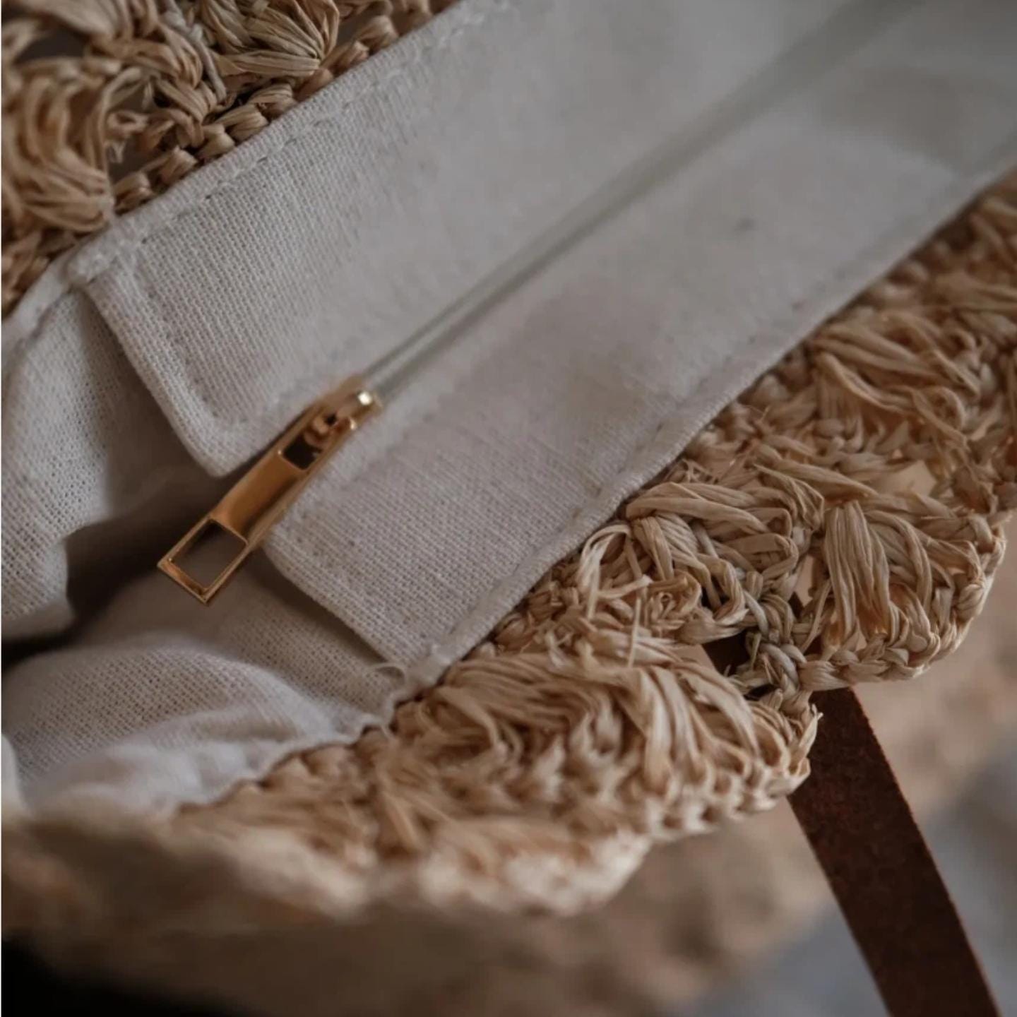 Handmade Raffia Tote Bag with Leather Lily of the Valley Charm Set, Crochet Beach Bag with Lining, Boho Purse Gift for Her