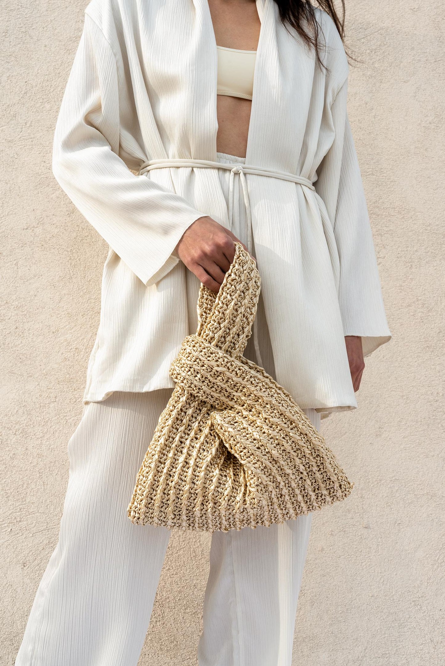 Raffia Knot Bag in Tan, Crochet Raffia Handbag, Summer Wrist Bag, Minimal Straw Bag, Handcrafted Pouch Purse — The Raffia Knot Bag